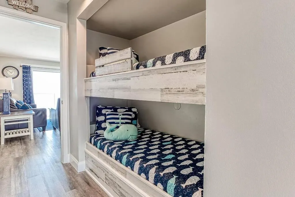 Apartment -Beachfront Premium-Summit 1124 Panama City Beach
